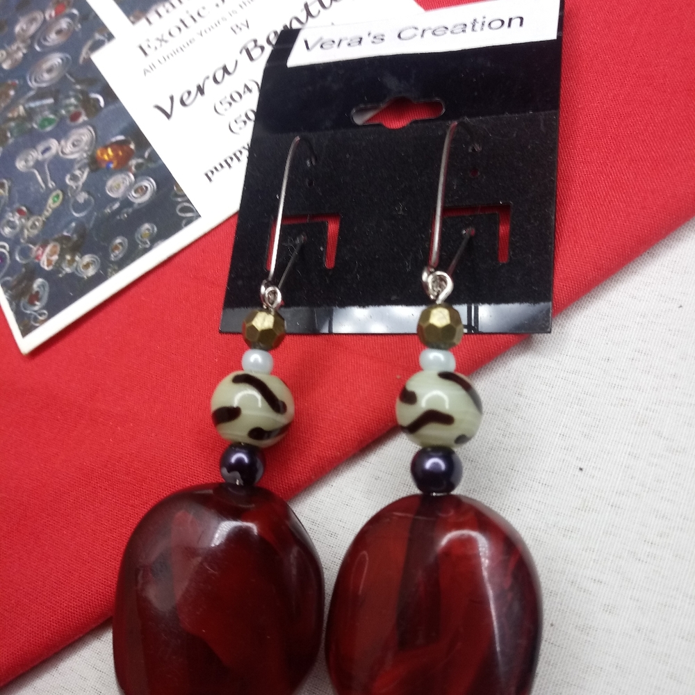 Jewelry - Picture 2 of 4